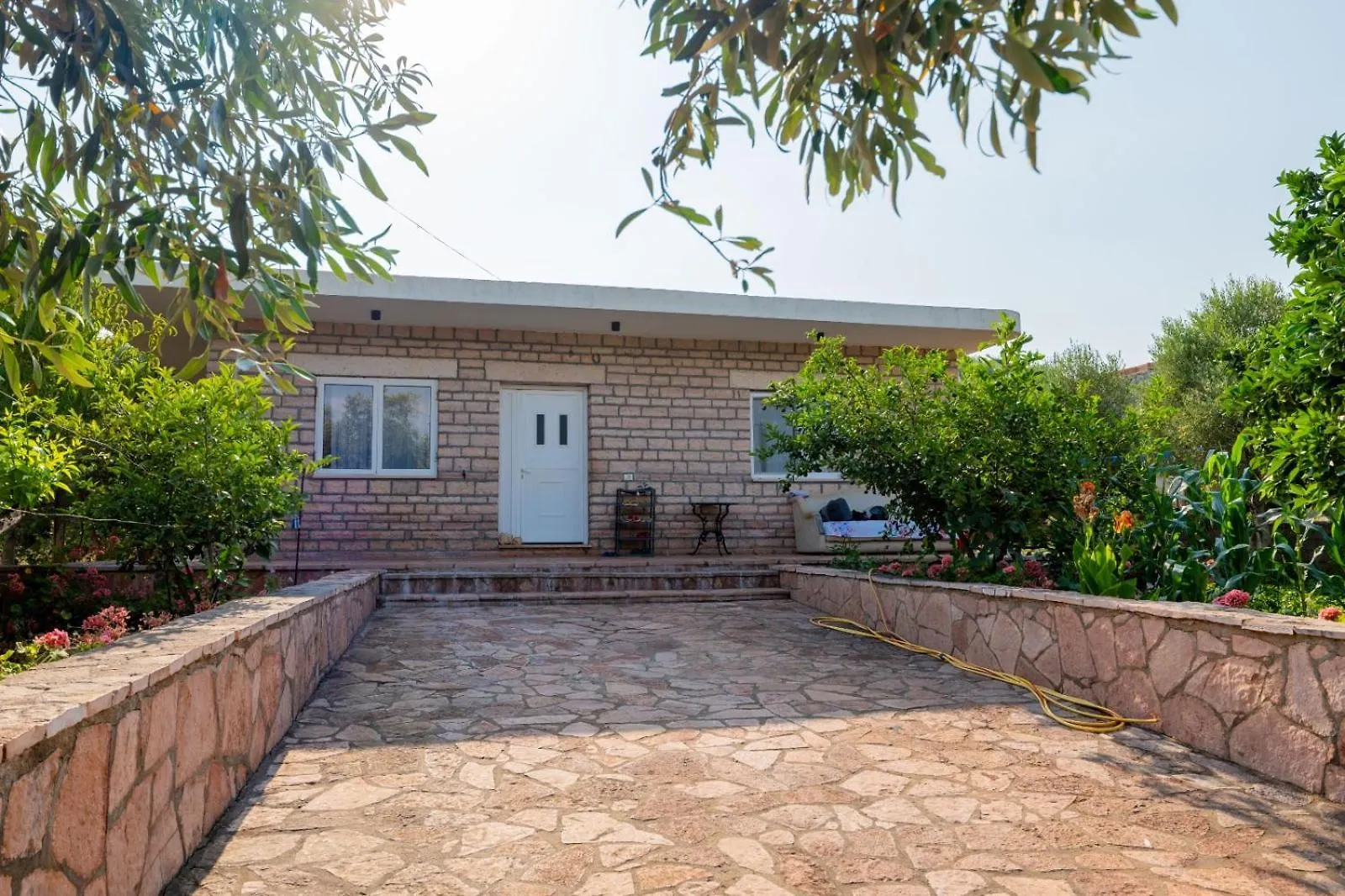 Vila Ergi Ksamil